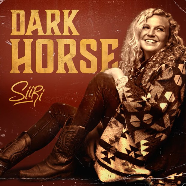 Siiri – Dark Horse