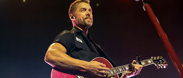 Brett Young: Tanzbrunnen, Köln