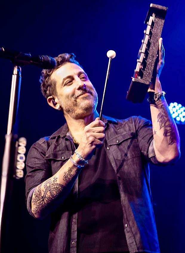 Old Dominion: Matthew Ramsey spielt Xylophon