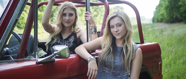 Maddie & Tae
