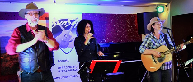 Sunset - live on stage