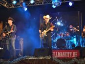 Ramblin' Boots - Live