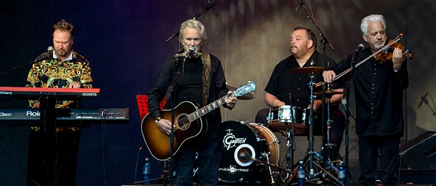 Kris Kristofferson & The Strangers-Live