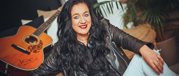 Jolina Carl
