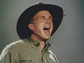 Garth Brooks (Live)