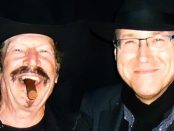 Kinky Friedman mit Redakteur Thomas Waldherr