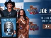 Joe Nichols wurde im Billy Bob’s Texas mit dreifach Platin für seinen Hit „Tequila Makes Her Clothes Fall Off“ ausgezeichnet